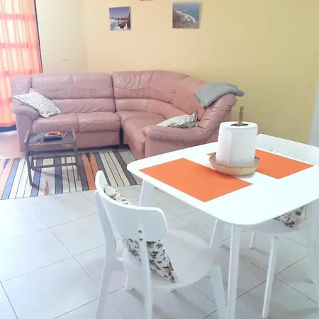One Bedroom House At La 72 M Away From The Beach With Sea View And Wifi Caleta de Interián